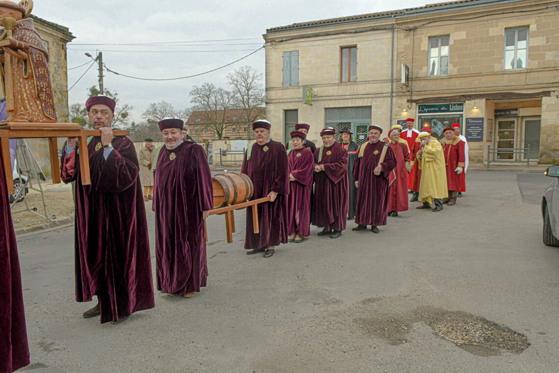 Procession commanderie du Bontemps